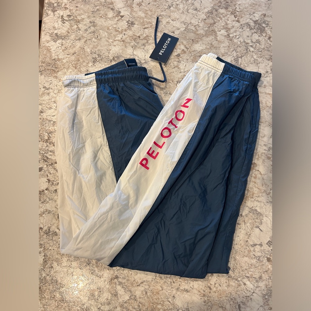 Women’s Peloton Retro Track Pants Large NWT